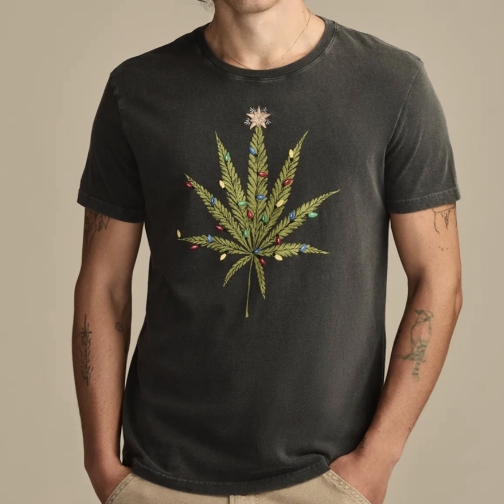 NWT Lucky Brand High for the Holidays Embroidered Cannabis Leaf Graphic Tee L